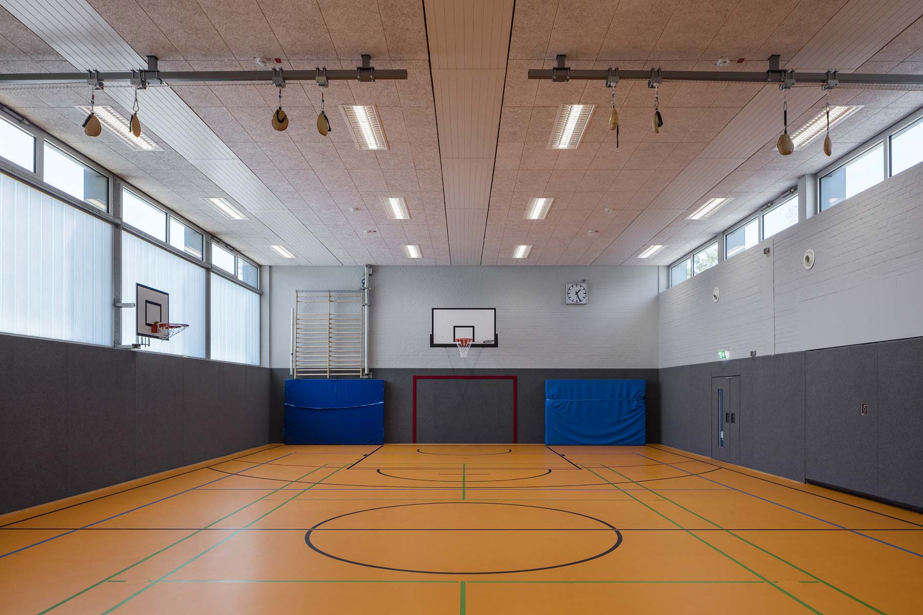 Sporthalle Essen  Schröder Partner Architekten   Sporthalle Architekturfotografie Jens Kirchner