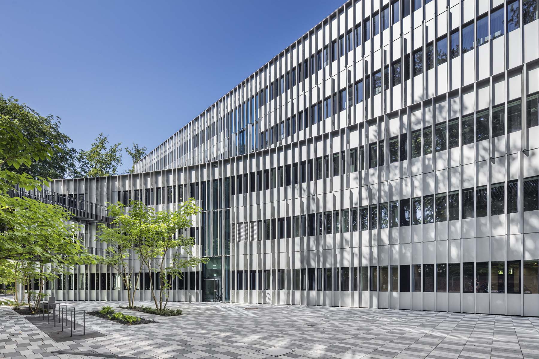 Sporthochschule Köln kadawittfeldarchitektur Gesamtansicht Architekturfotografie Jens Kirchner