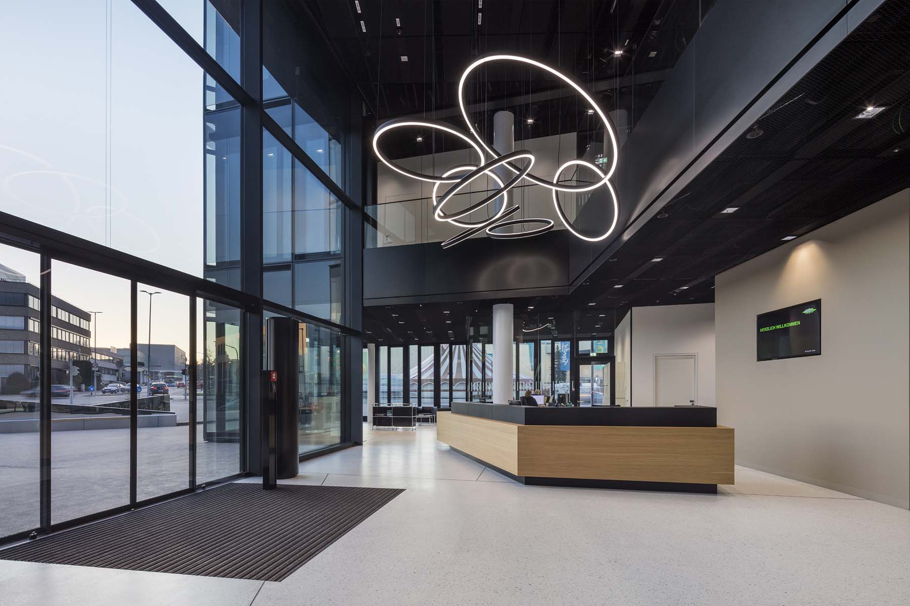 Bitzer Sindelfingen Kadawittfeldarchitektur  Foyer Architekturfotografie Jens Kirchner