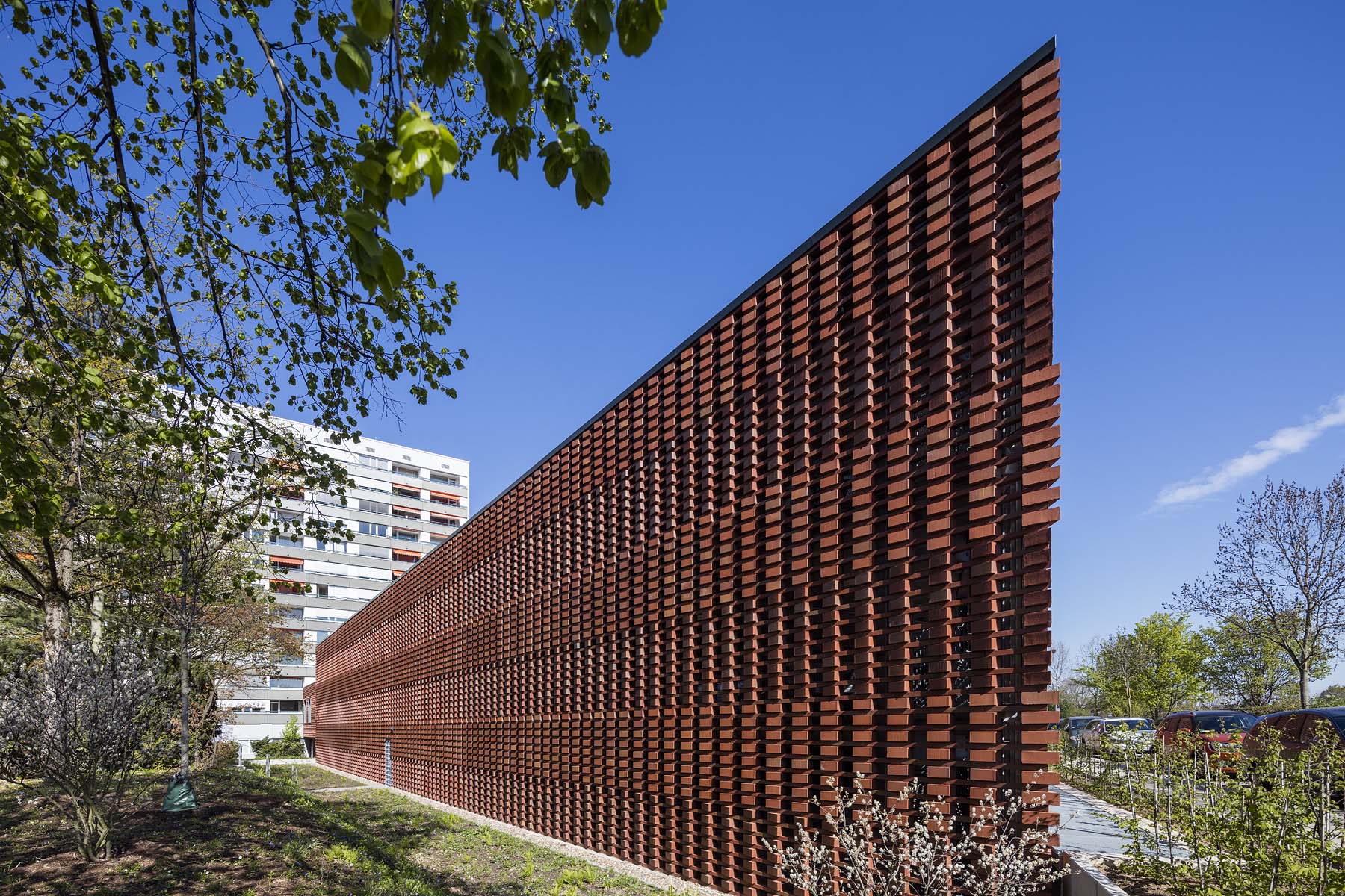 Parkhaus Düsseldorf Planbar Architekten       	 Architekturfotografie Jens Kirchner