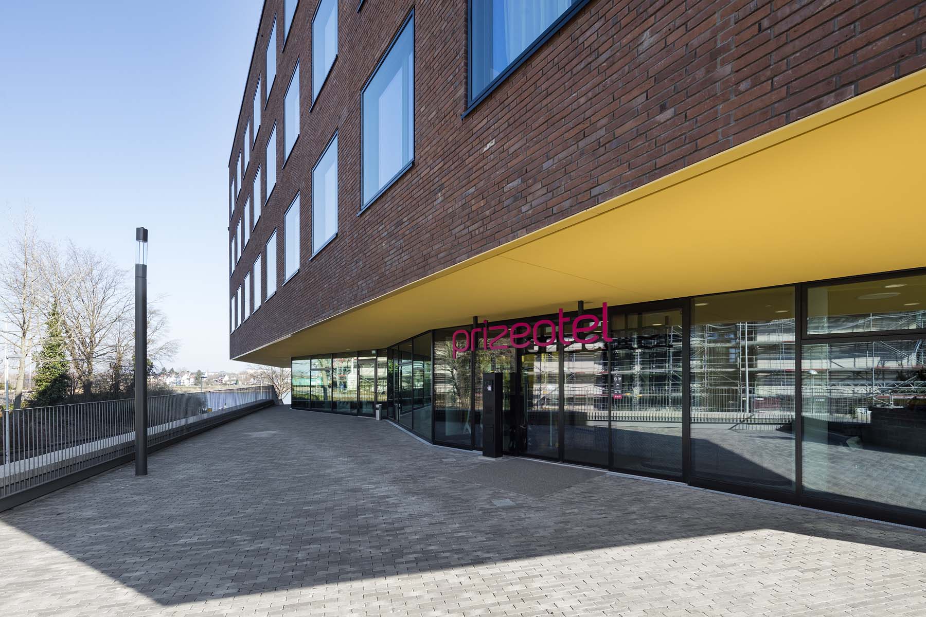 Prizeotel Bonn Kadawittfeldarchitektur       	 Architekturfotografie Jens Kirchner