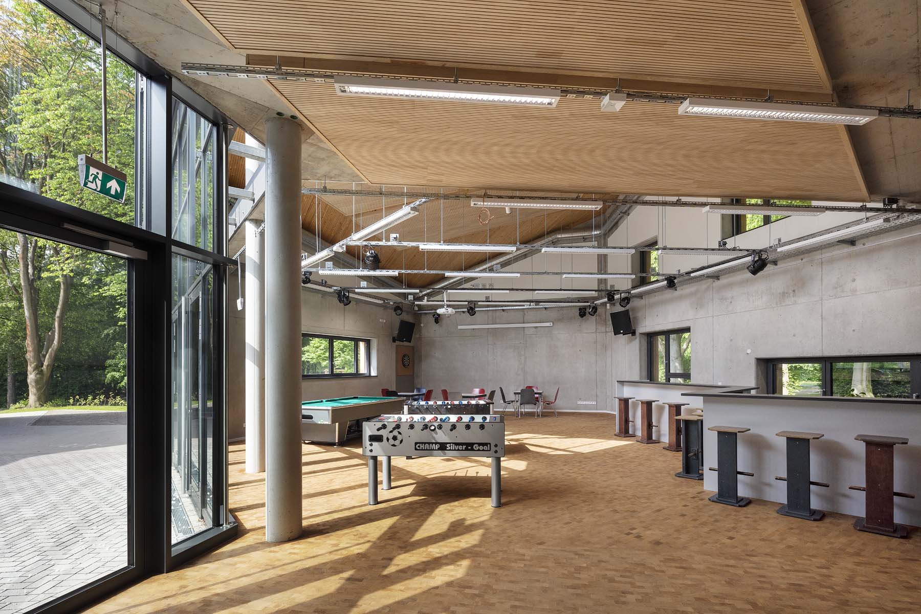 Jugendzentrum Bochum   Banz Riecks Architekten       	 Architekturfotografie Jens Kirchner