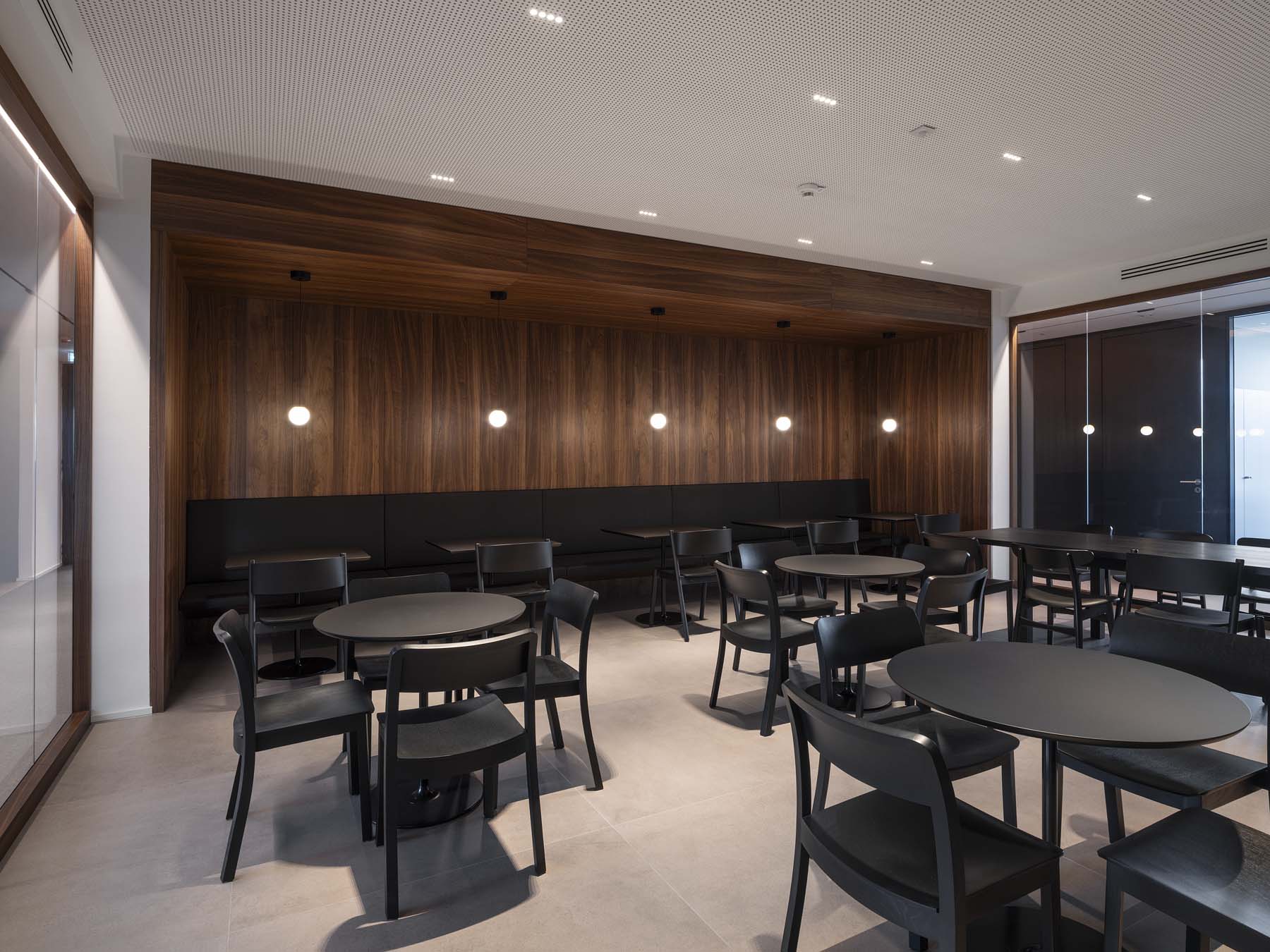 Kanzlei Bochum    Banz Riecks Architekte   ArchitekturFotografie Jens Kirchner