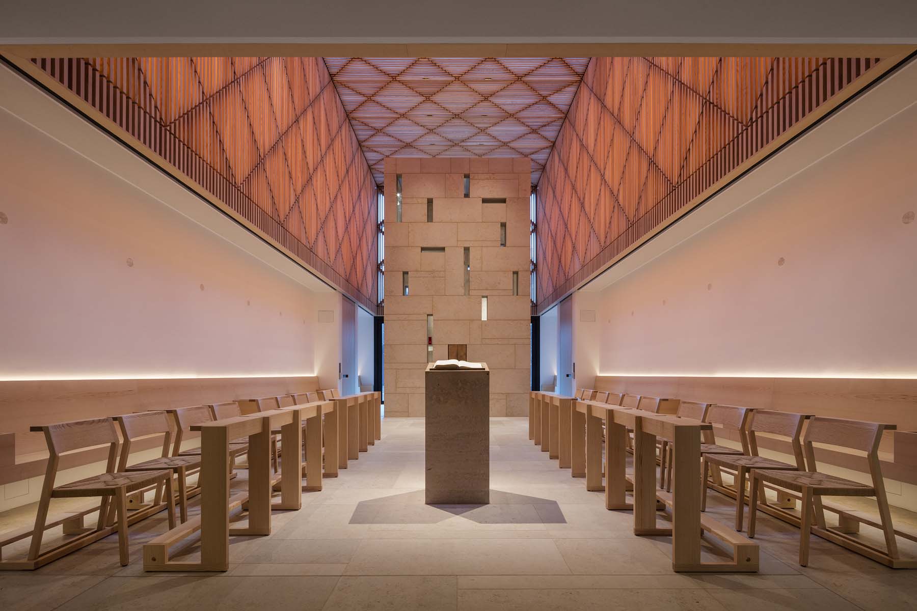 Priesterseminar Paderborn   Arens Faulhaber Lichtplanerinnen  Jens Kirchner ArchitekturFotografie