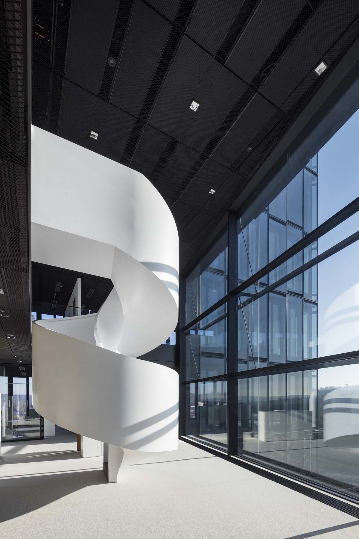 Bitzer Sindelfingen Kadawittfeldarchitektur  Fassade Treppe  Architekturfotografie Jens Kirchner