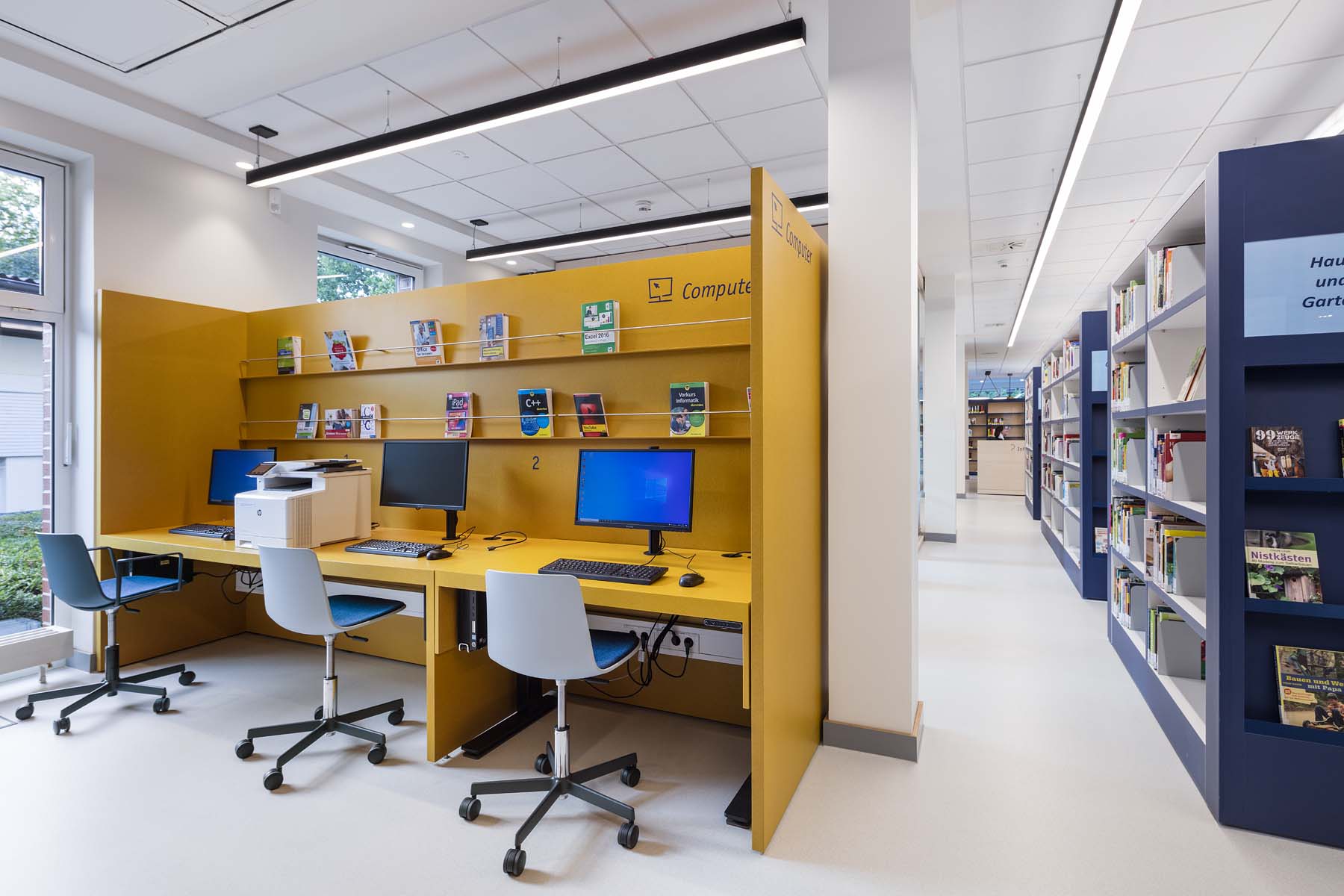 Bibliothek Verl UKW Innenarchitekten       	 Architekturfotografie Jens Kirchner