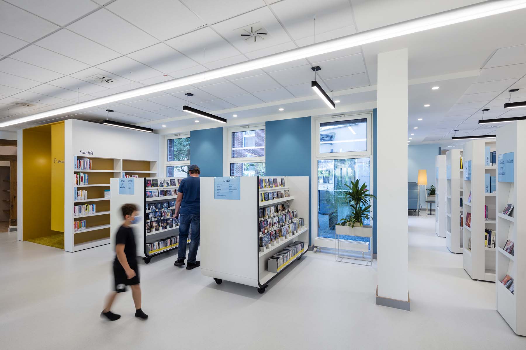 Bibliothek Verl UKW Innenarchitekten       	 Architekturfotografie Jens Kirchner