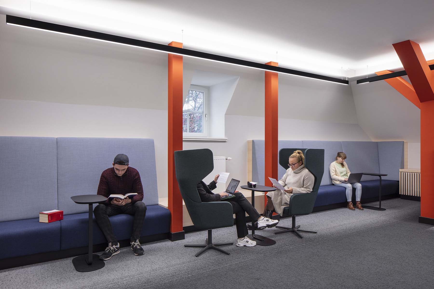 Uni Bibliothek Osnabrück   UKW Innenarchitekten      Jens Kirchner ArchitekturFotografie