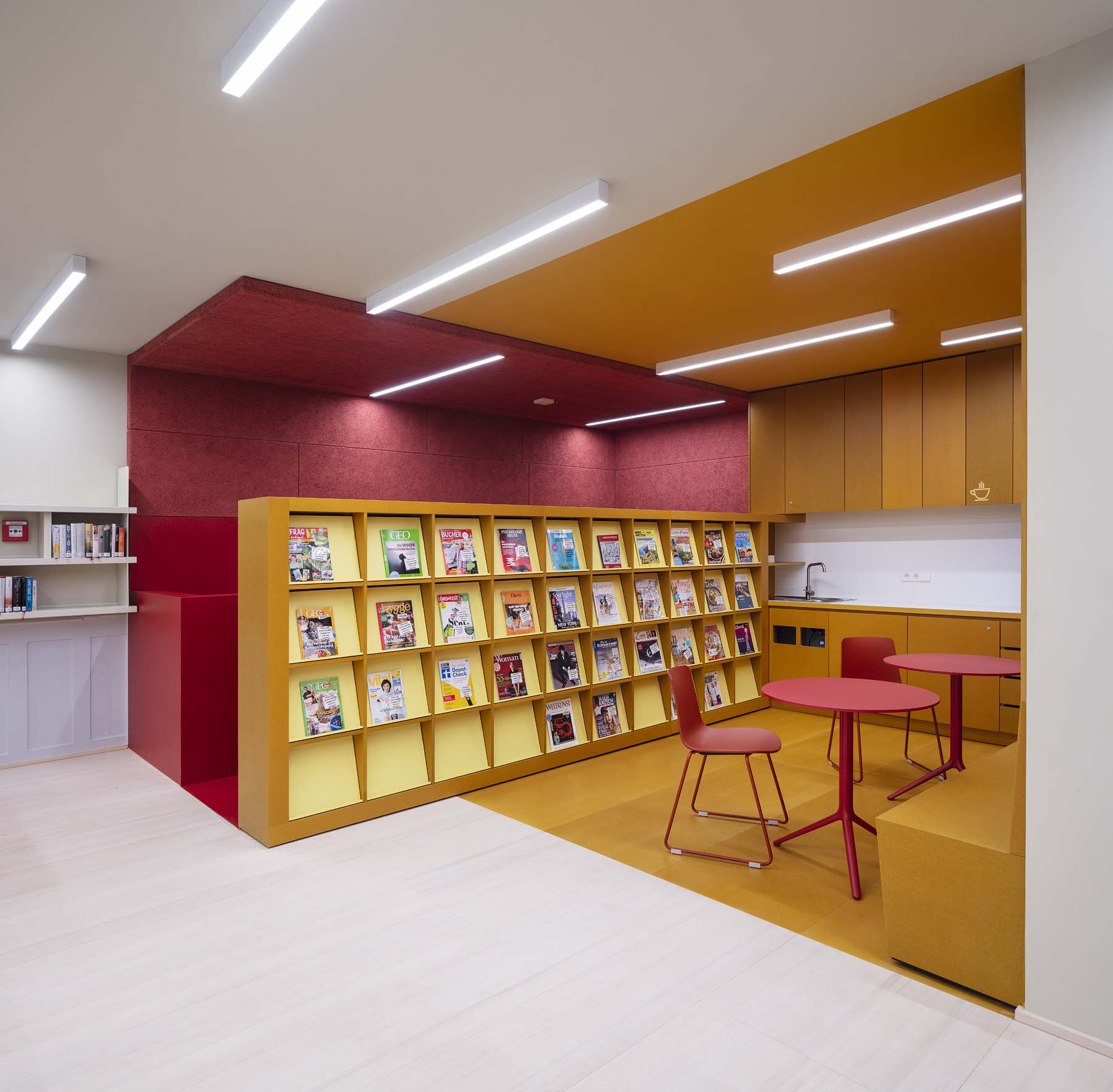 Bibliothek Waldshut  UKW Innenarchitekten Interior Innenarchitektur Architekturfotografie Jens Kirchner