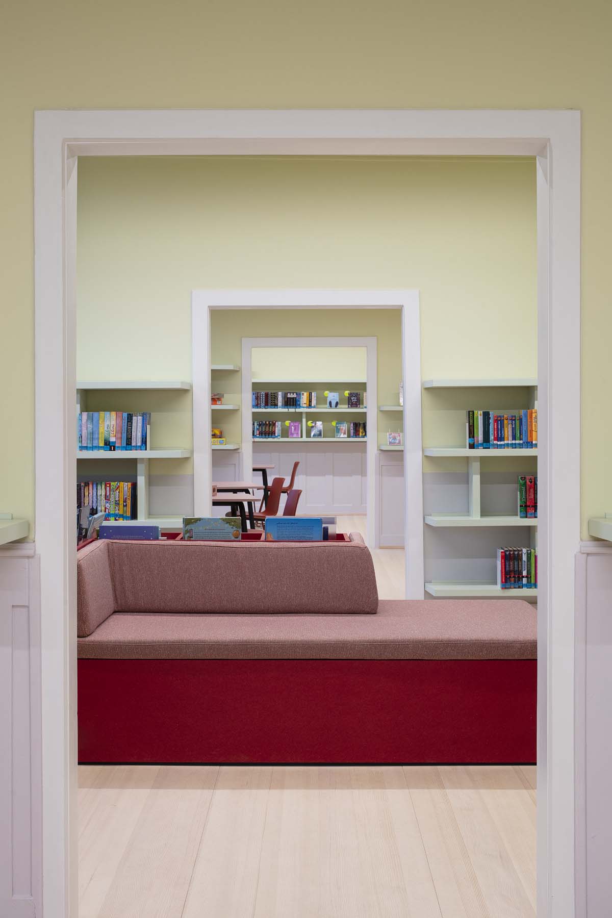 Bibliothek Waldshut  UKW Innenarchitekten Interior Innenarchitektur Architekturfotografie Jens Kirchner